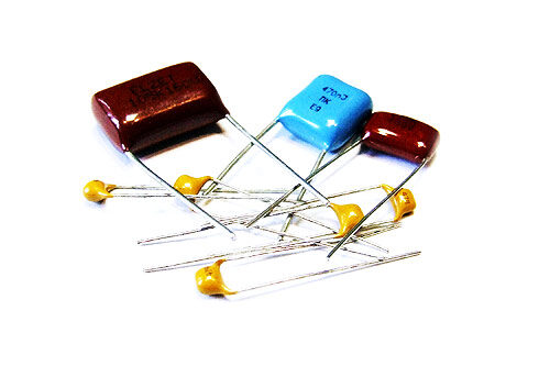 capacitors-designation-8627672